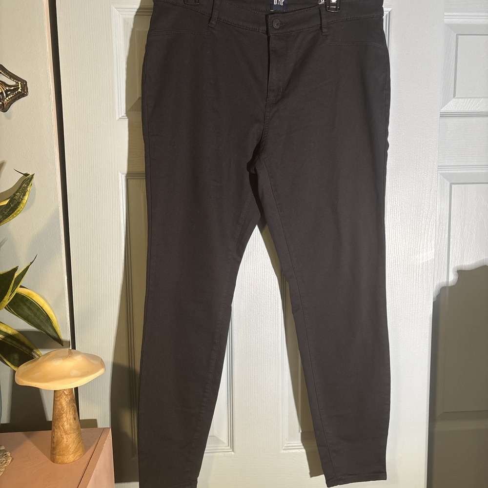 GAP Women's Stretch Skinny‎ Pant Size 12 Black rise 10.5" inseam 28"  (READ)